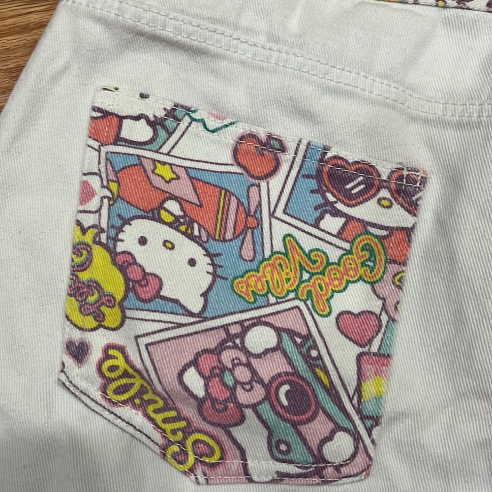 Hello  kitty / SHEIN women white denim shorts size 2xl - Picture 5 of 8
